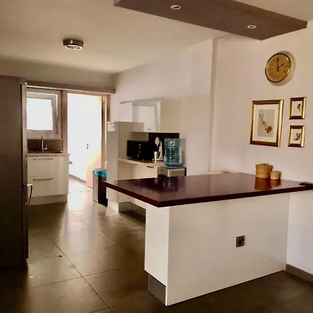 2-bedroom In Center