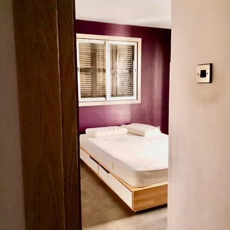 아파트 2-bedroom In Center *