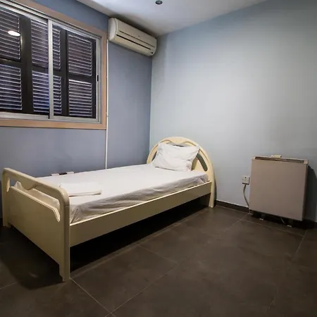 아파트 2-bedroom In Center 니코시아