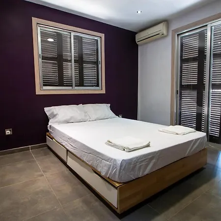 2-bedroom In Center דירה *