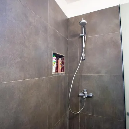 2-bedroom In Center 니코시아
