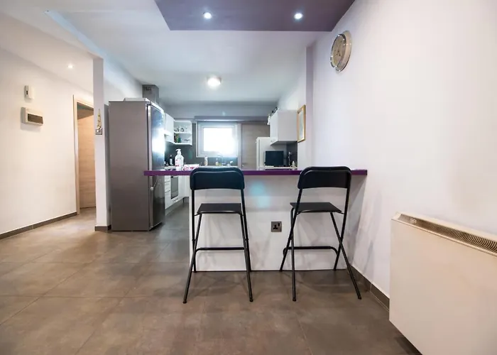 2-bedroom In Center Appartement